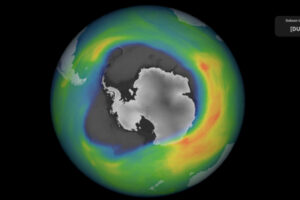 Buraco na camada de ozônio sobre o polo Sul está maior que a Antártida
