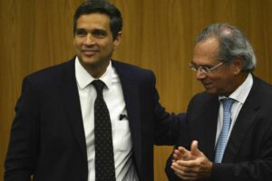 Presidente do Banco Central (BC), Roberto Campos Neto, e o ministro da Economia, Paulo Guedes (Foto Agência Brasil)