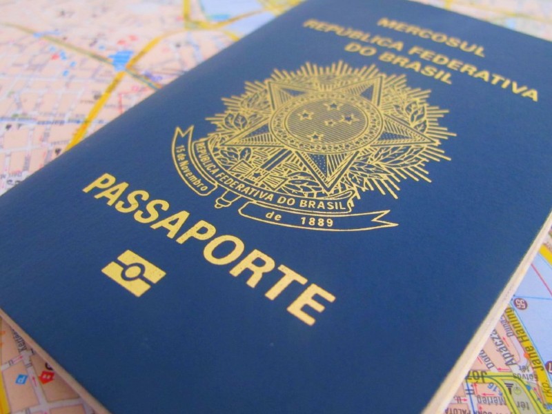 Governo cancela reunião sobre passaporte da vacina para entrada de viajantes no Brasil