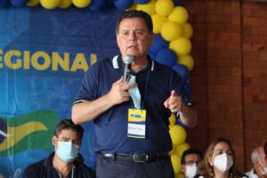 "Apesar dos revezes e da perseguição, vale a pena", diz Marconi em ato do PSDB em Uruaçu (Foto: Divulgação)