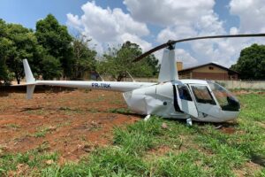 Helicóptero faz pouso forçado em Goiânia
