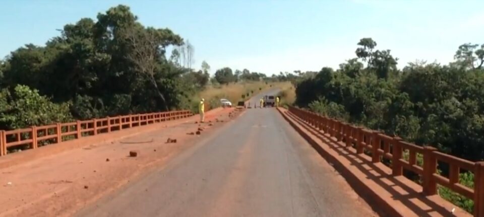 Ponte na GO-084, em Goiás, tem interdição para reforço na estrutura
