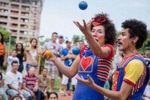 Circuito Brasilusão: Uma Ilusão Continental Artistas circenses goianos participam do 'Circuito Brasilusão', com espetáculos online