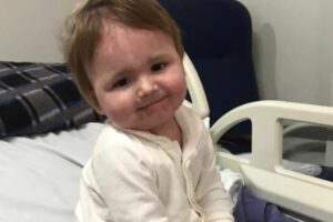 Após 46 dias, bebê de Anápolis que teve grave reação a medicamento recebe alta