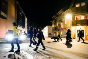 Ataque de arco e flecha na Noruega