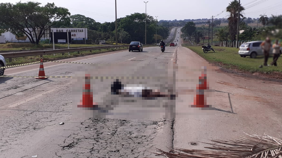 Pedestre morre atropelado por moto na saída para Goianira, na GO-070