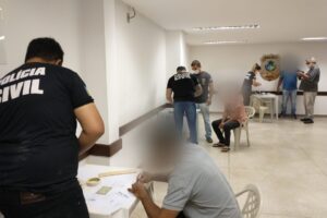 Polícia vai coletar DNA de 400 pessoas para resolver casos de estupro em Goiás