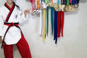 Daniela Cristina mostra suas conquistas no taekwondo