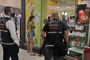 Procon Goiás autua 50 lojas por irregularidades na Black Friday
