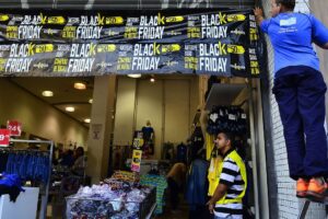 Black Friday: Procon Goiás fiscaliza supermercados e lojas de eletroeletrônicos