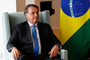 Bolsonaro afirma que está '99% fechado' com o PL