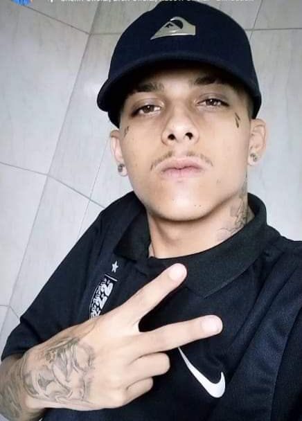 Carlos Gabriel da Silva tinha 18 anos. (Foto: Reprodução/Instagram)