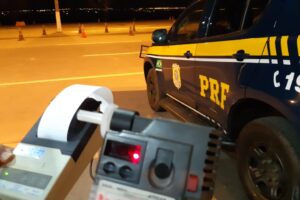 PRF prende quatro motoristas embriagados em apenas uma noite na BR-070, em Águas Lindas
