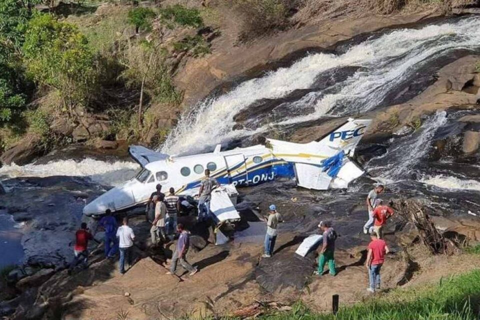 Avião com Marília Mendonça atingiu cabo de torre de alta tensão antes de cair, diz Cemig