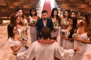 Modelo brasileiro se casa com nove mulheres em cerimônia simbólica em SP