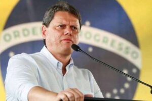 Aliados de Tarcísio acusam integrante de campanha de Bolsonaro de ‘fogo amigo’ (Foto: Alan Santos - PR)
