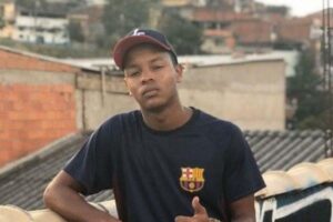 MC Jotinha é morto a tiros no Rio de Janeiro