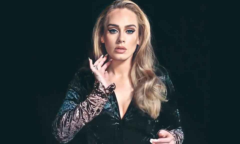 Jornalista se desculpa com Adele por gafe que a fez abandonar entrevista