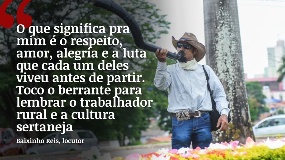 Locutor toca berrante em homenagem à Cristiano Araújo e Leandro, em Goiânia