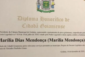 Câmara de Goiânia aprovou título de cidadão a Marília, mas não entregou