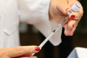 Aparecida de Goiânia antecipa dose de reforço de vacina contra Covid-19 para quatro meses