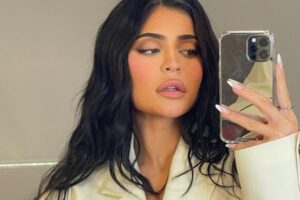 Fã obcecado por Kylie Jenner é preso após infringir ordem de restrição