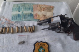 Operação apura relação entre tráfico de drogas e armas com roubos em cidades de Goiás