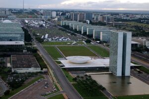Bolsonaro prevê trocas de ministros: “Dia 31 de março, 11 saem e 11 entram”