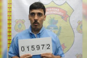 Wanderson Alves de Carvalho, detento que fugiu de presídio em Aparecida, responde por mais de 100 estupros, além de roubo e atentado ao pudor. (Foto: divulgação/DGAP)
