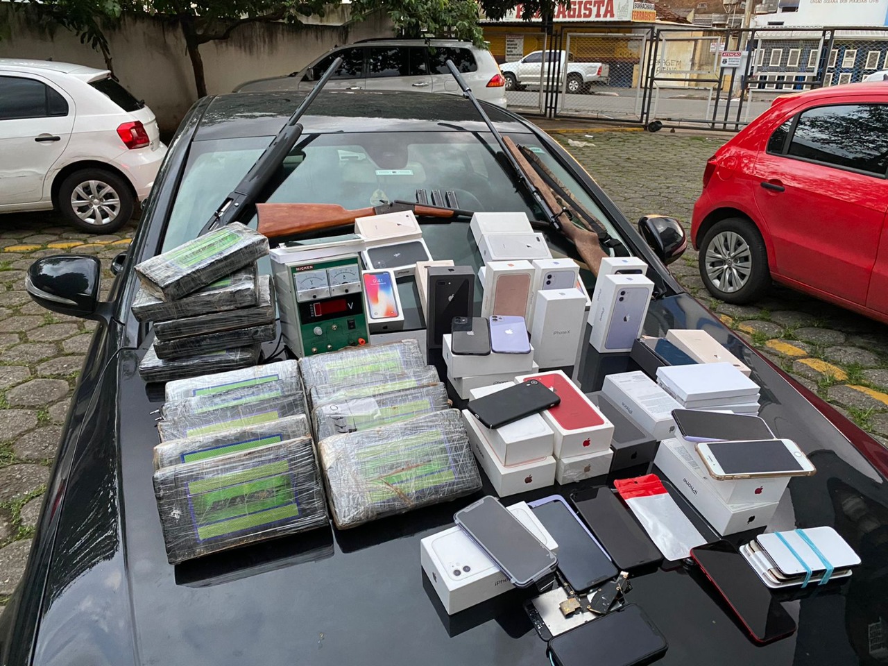 Criminosos de Goiânia trocavam peças de iPhones roubados para que parecessem legais