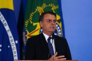 Bolsonaro sobre a presidência: “Não sei onde estava com a cabeça"
