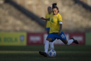 Marta em partida da seleção brasileira feminina