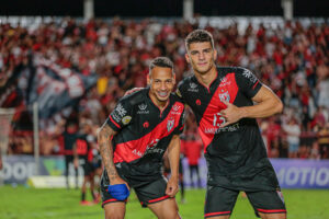 Ronald e Lucão, no Atlético Goianiense