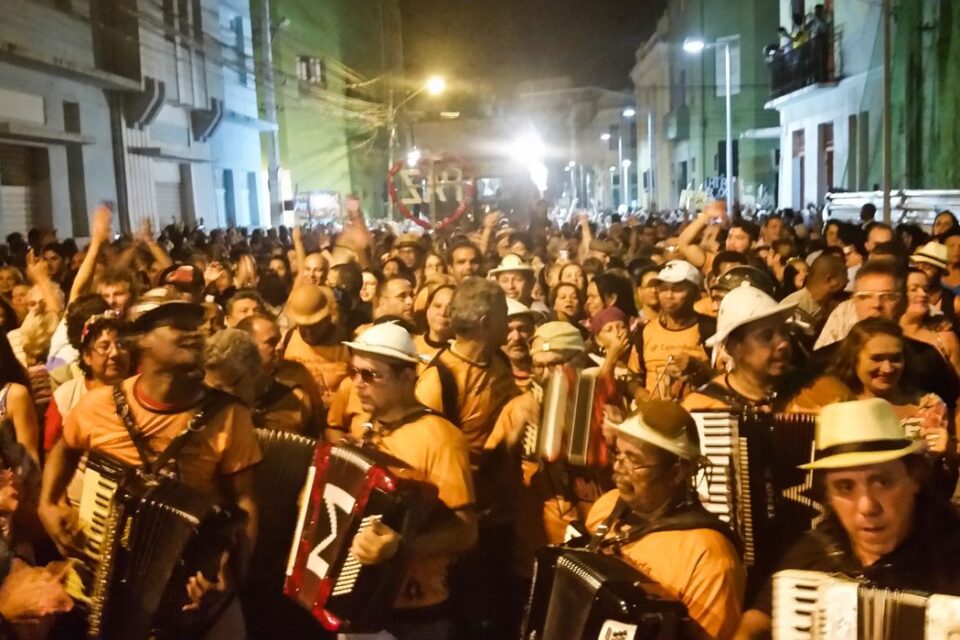 Ritmo musical existe há cerca de 70 anos no país Lula sanciona lei que reconhece forró como manifestação cultural