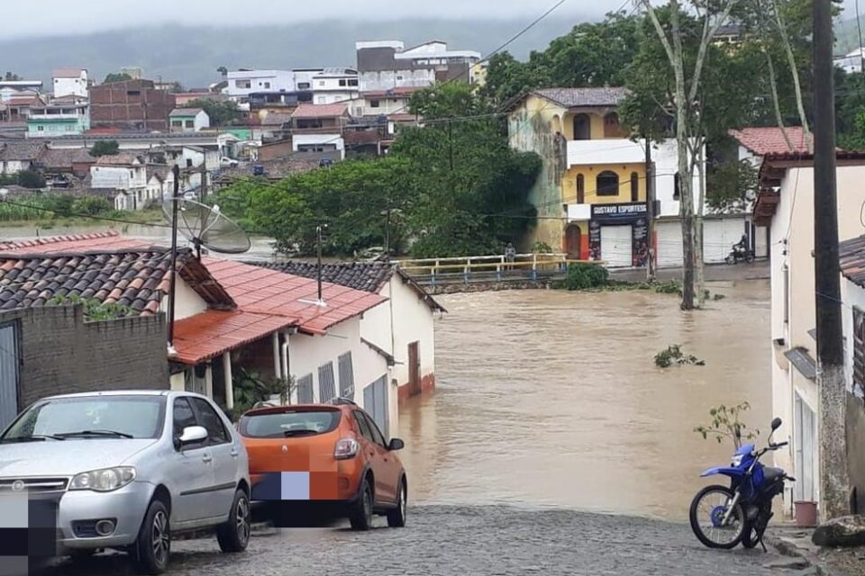 Governo Bolsonaro recusa ajuda da Argentina a vítimas de chuva na Bahia (Foto: Prefeitura de Ibicuí)