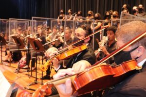 Concerto de Natal em Goiânia Orquestra Sinfônica de Goiânia encerra a agenda de 2021 com Concerto de Natal 2021