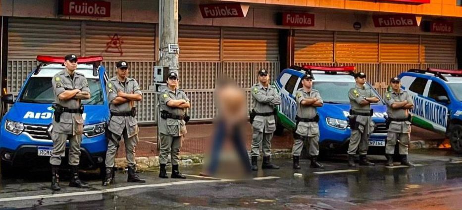 Equipes do 28º BPM efetuaram a prisão em flagrante do autor. (Foto: Divulgação/28ºBPM)