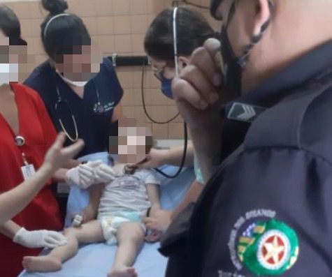 Criança recebeu os cuidados médicos na unidade hospitalar. (Foto: Reprodução)
