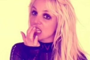 Pai de Britney Spears exige que filha continue pagando por seus advogados