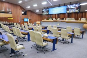 Câmara de Goiânia desiste de votar aumento de salário de vereadores, diz Diretoria Legislativa
