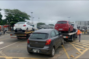 Quatro veículos de transporte clandestino são apreendidos na rodoviária de Goiânia