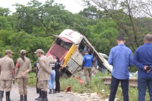 IML identifica quarta vítima fatal de acidente com ônibus na BR-153, em Aparecida - veja lista (Foto: Jucimar Sousa - Mais Goiás)