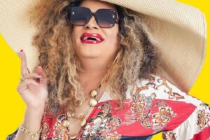 Susy Brasil em Goiânia: drag queen e comediante apresenta Bye Bye Bangu em Goiânia