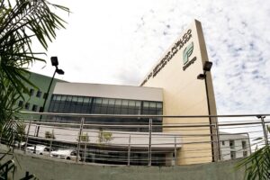 Goiás tem alta na ocupação de UTIs durante processo de desativação de hospitais da Covid