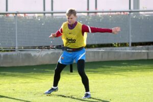 De Jong em treinamento pelo Barcelona