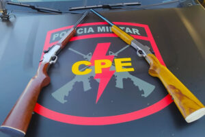Polícia prende dois homens por fabricação ilegal de armas em Goianésia (Foto: Polícia Militar)