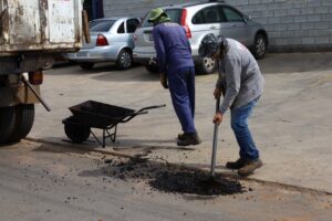 Frente de serviços da prefeitura será mantida mesmo com suspensão de mutirão (Foto: SecomAparecida)