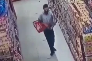 Câmera flagra homem furtando carne em supermercado de Anápolis