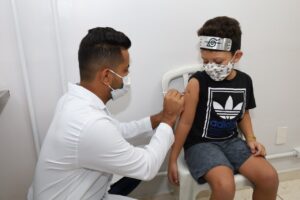 Caldas novas começa a vacinar crianças de 6 a 11 anos contra Covid na quinta