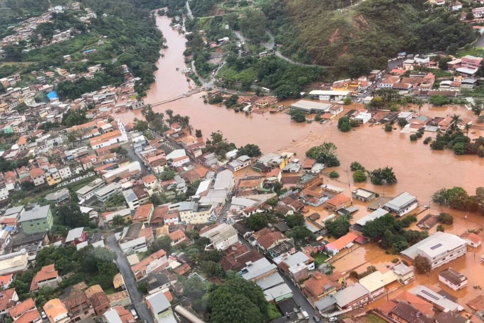 188 famílias continuam em abrigos dois meses após chuva castigar Minas Gerais (Foto: Divulgação/Bombeiros)